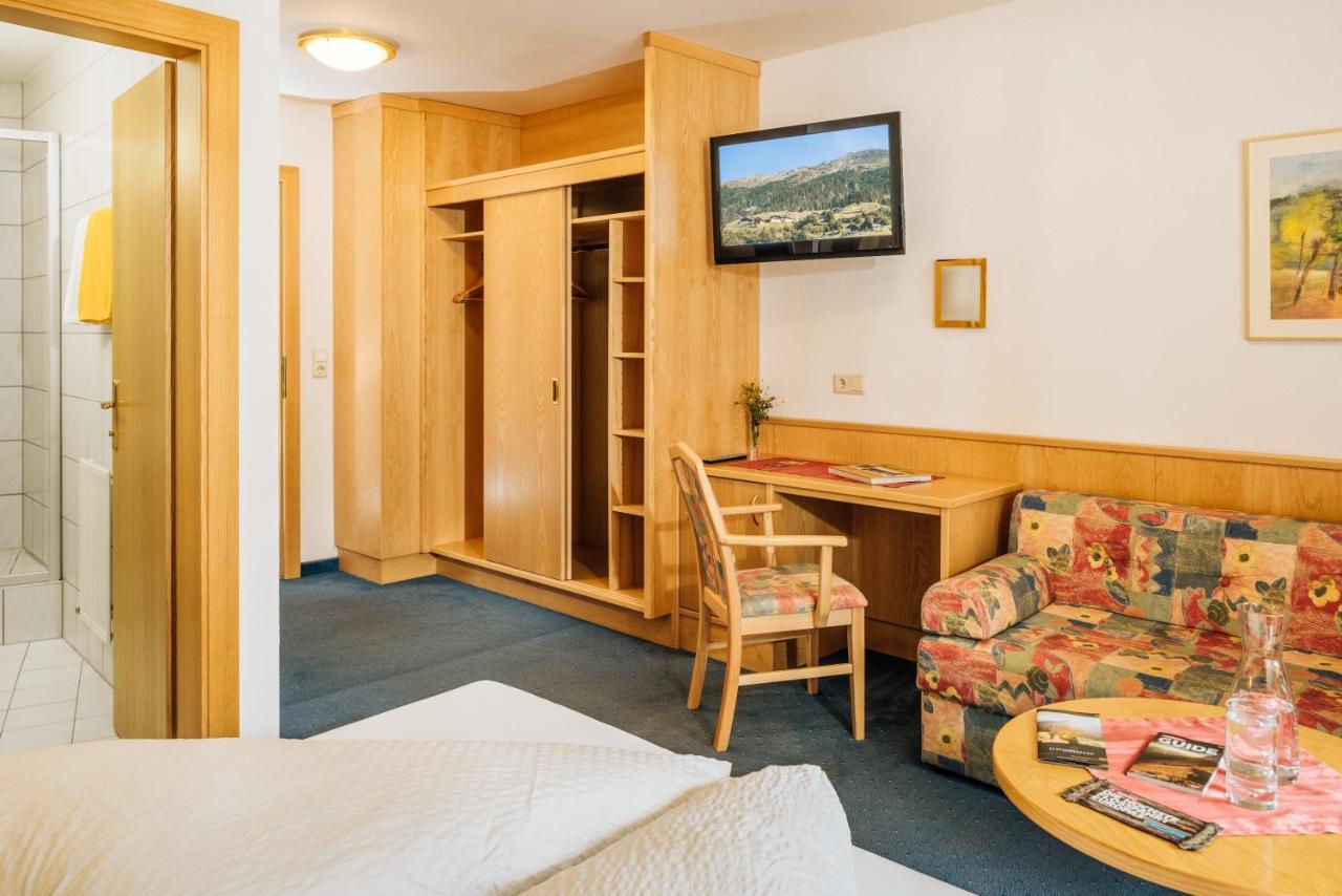 Hotel Wiese Sankt Leonhard im Pitztal Exterior photo